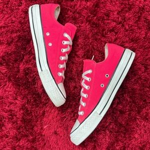 Converse Chuck Taylor All Stars Hot Pink Men’s 7 Women’s 9 Low Top 114029F